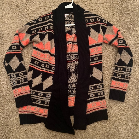 Xhilaration Sweaters - Xhiliration Argyle Sweater